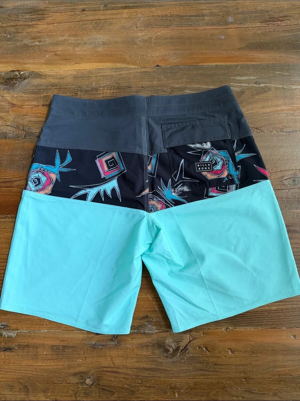 Billabong excellent size